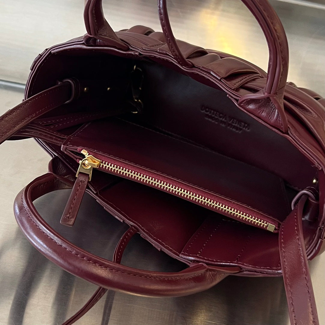 CANDY ARCO TOTE 20 IN WINE RED SOFT LAMBSKIN