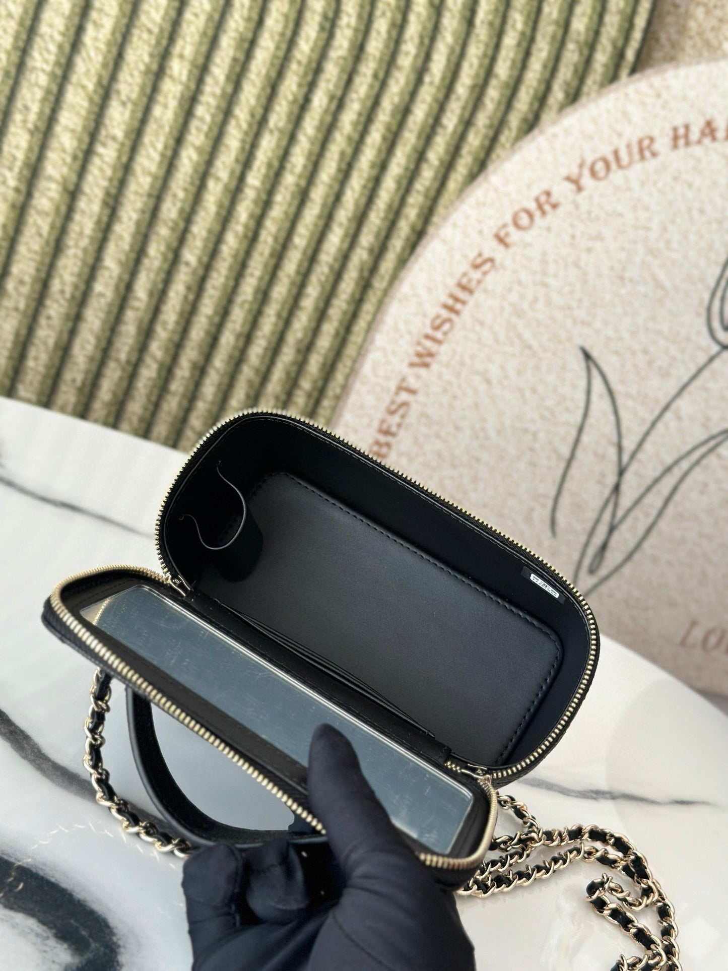 VANITY 17 CAVIAR WITH HANDLE IN BLACK CALFSKIN GOLD HARDWARE