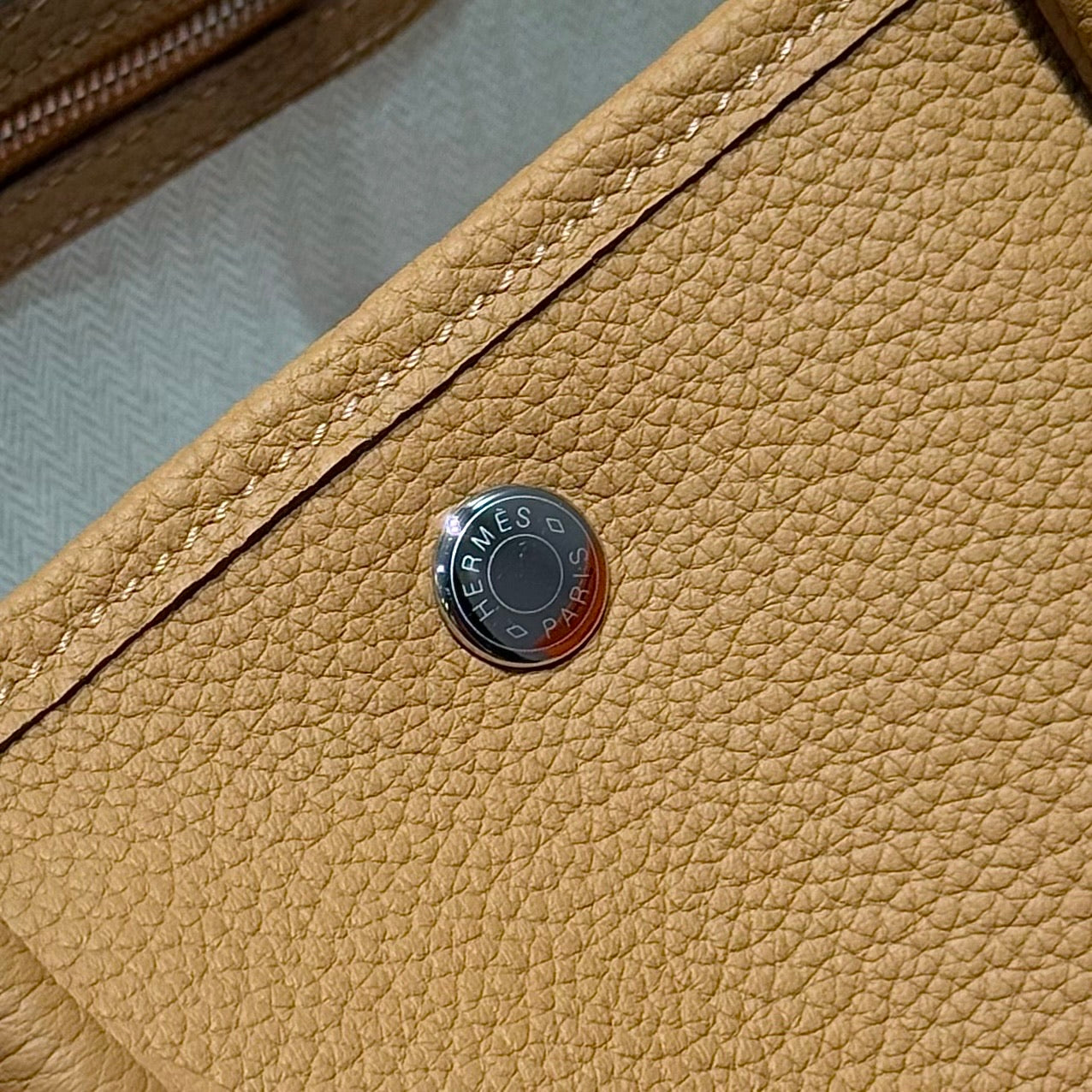 HERMES 25S GARDEN PARTY 30 IN CARAMEL CALFSKIN