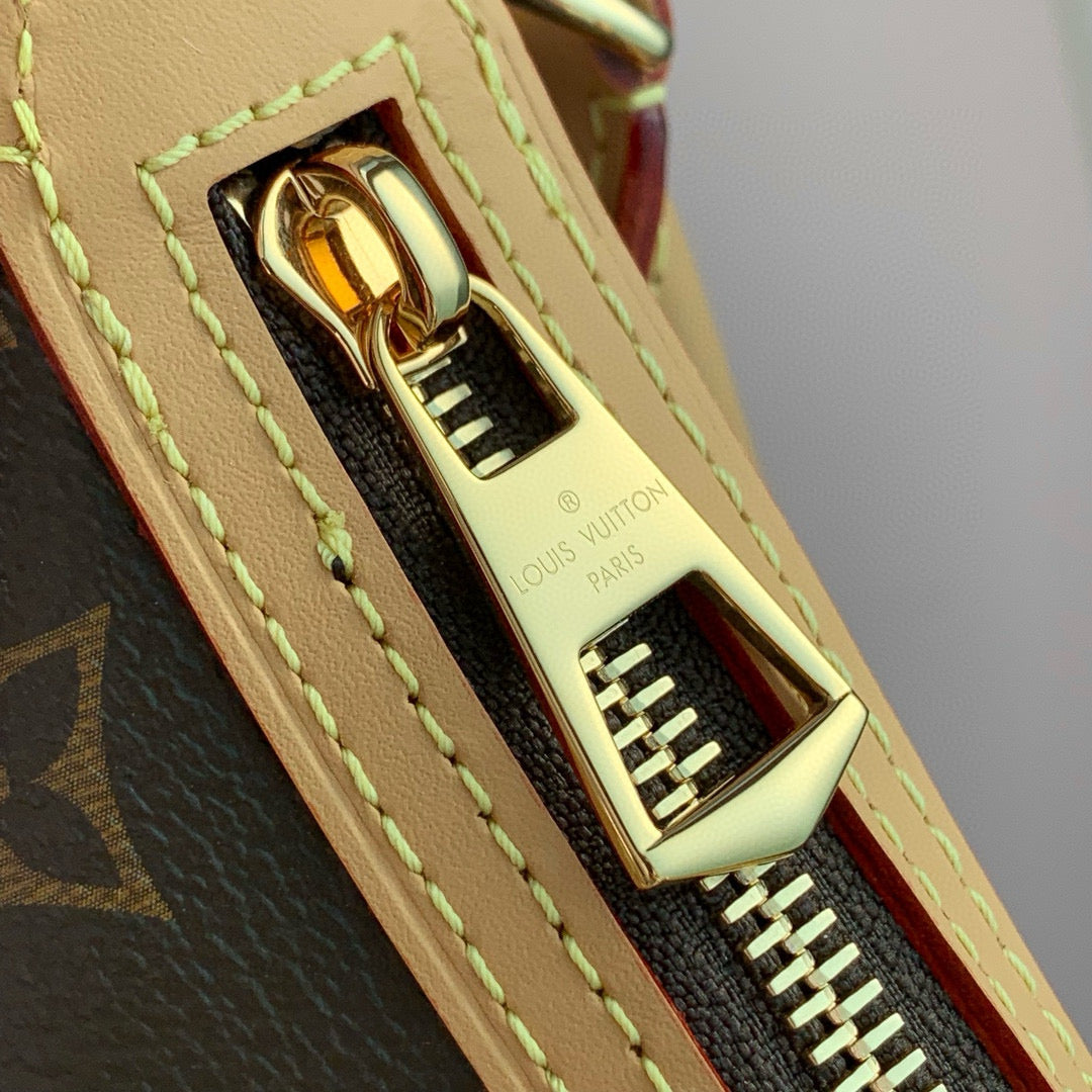 LOOPING BAG 28 IN BROWN MONOGRAM CANVAS