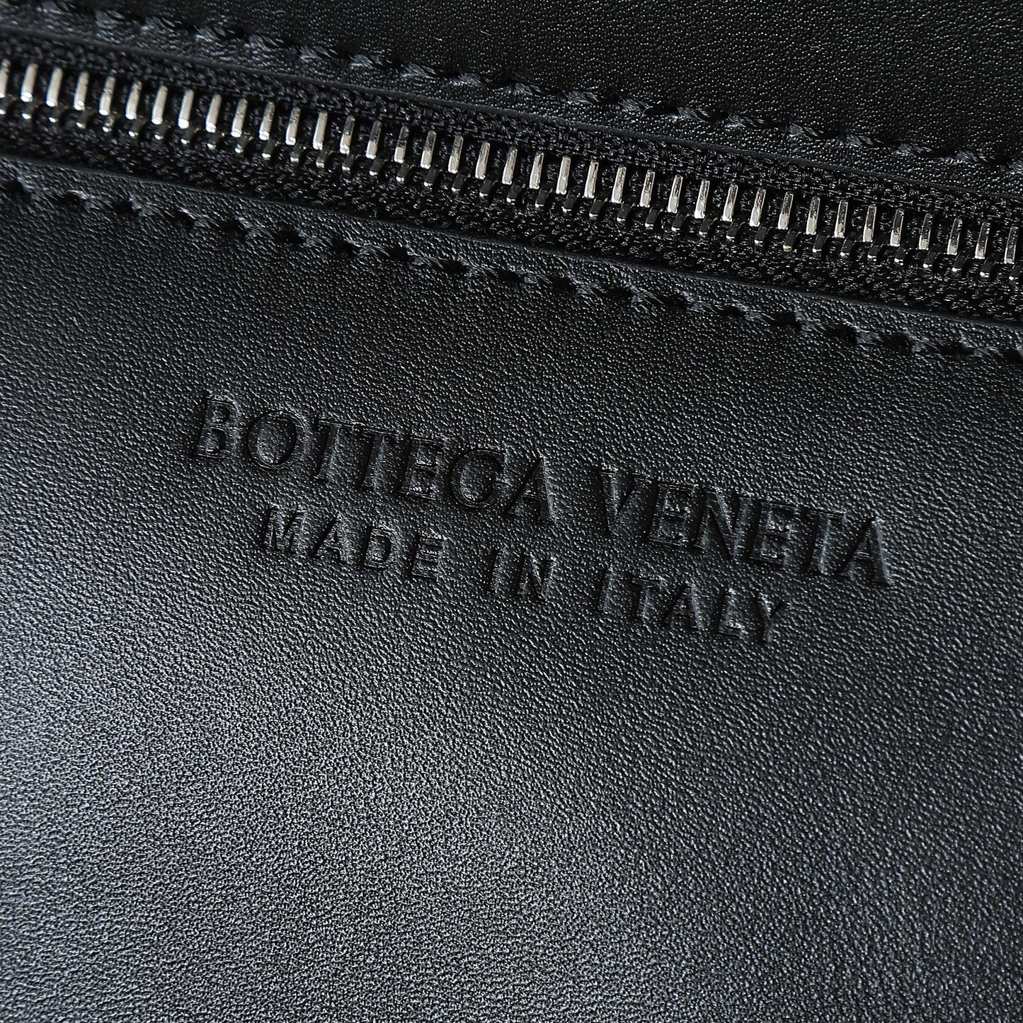 BOTTEGA VENETA 25S DIAGO 22 IN BLACK CALFSKIN PATENT SILVER HARDWARE