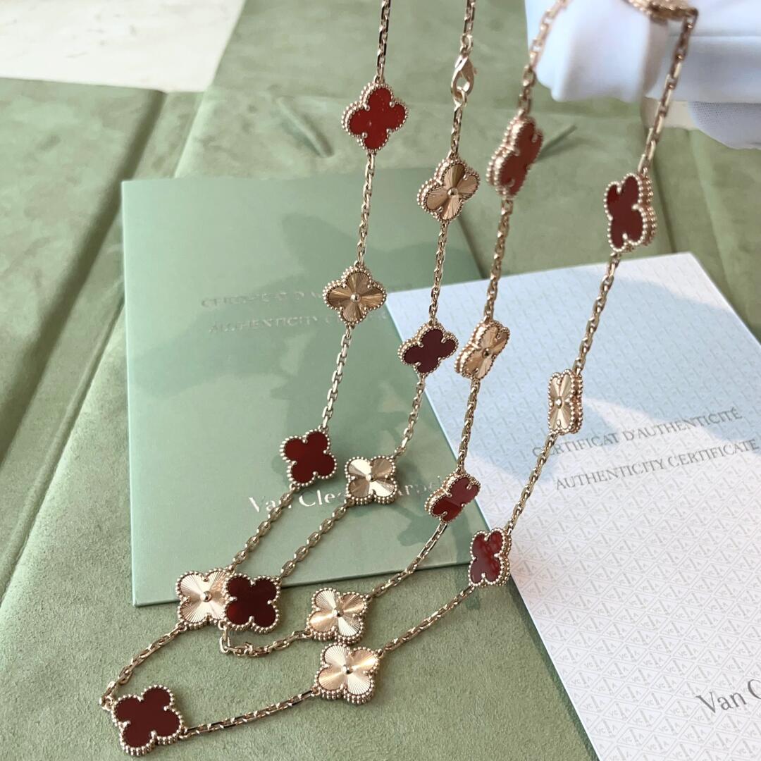 [AURORA]CLOVER 20 MOTIFS LASER CARNELIAN NECKLACE