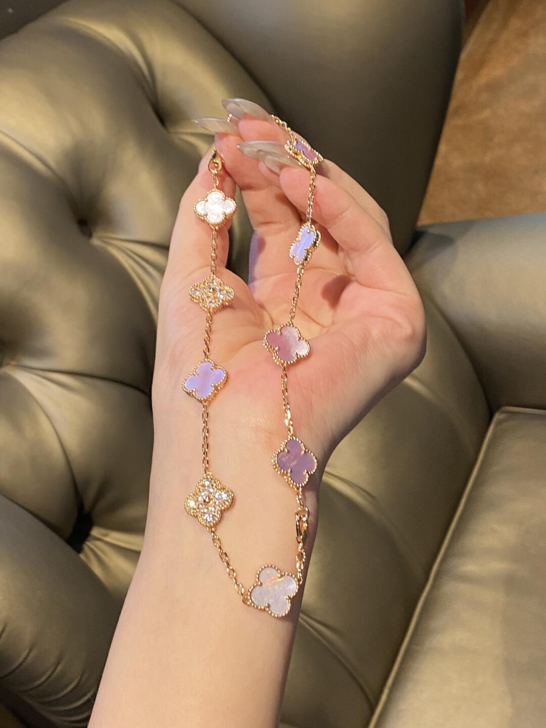[AURORA]CLOVER 10 MOTIFS DIAMOND PINK MOP NECKLACE