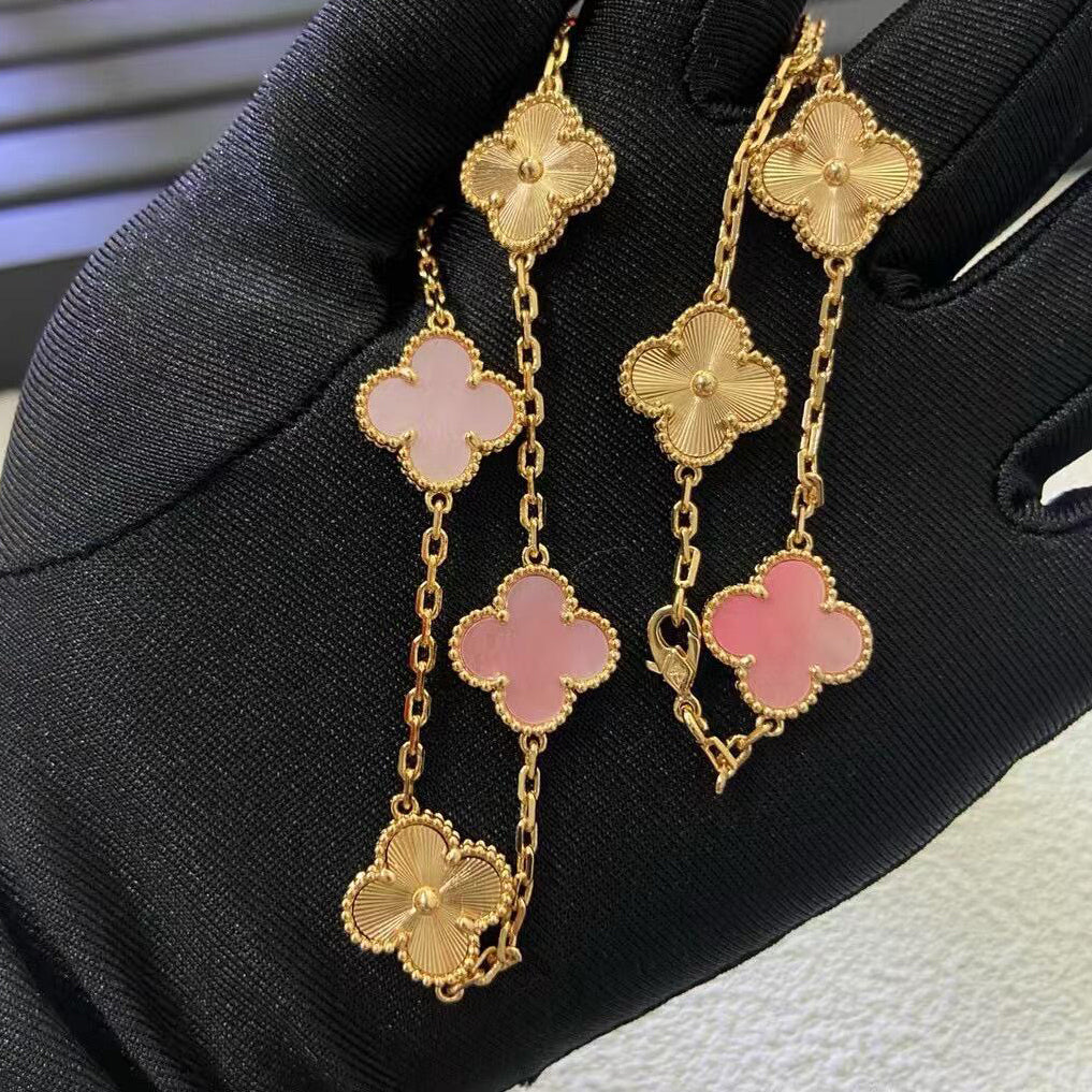 [AURORA]CLOVER 10 MOTIFS  LASER PINK MOP NECKLACE