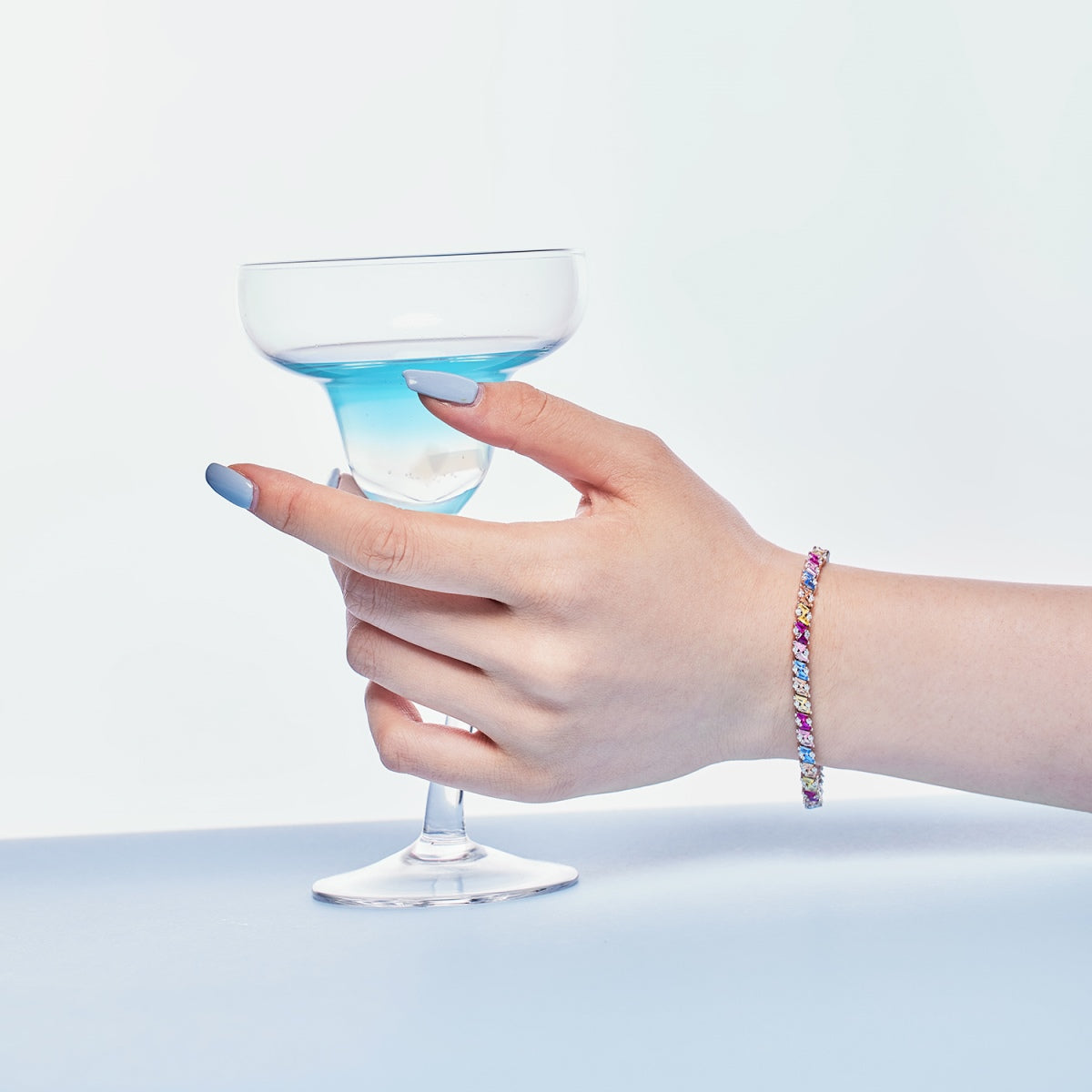 [AURORA]Ornate Sparkling Multi Cut Party Bracelet