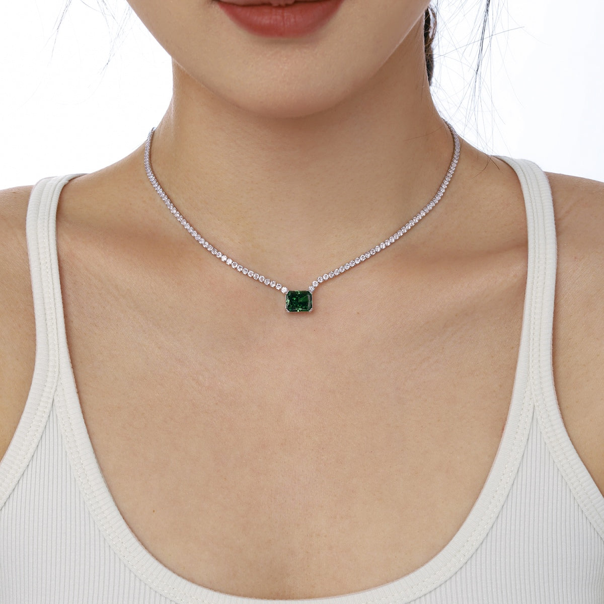 [AURORA]4.0 Carat Elegant Radiant Cut Necklace