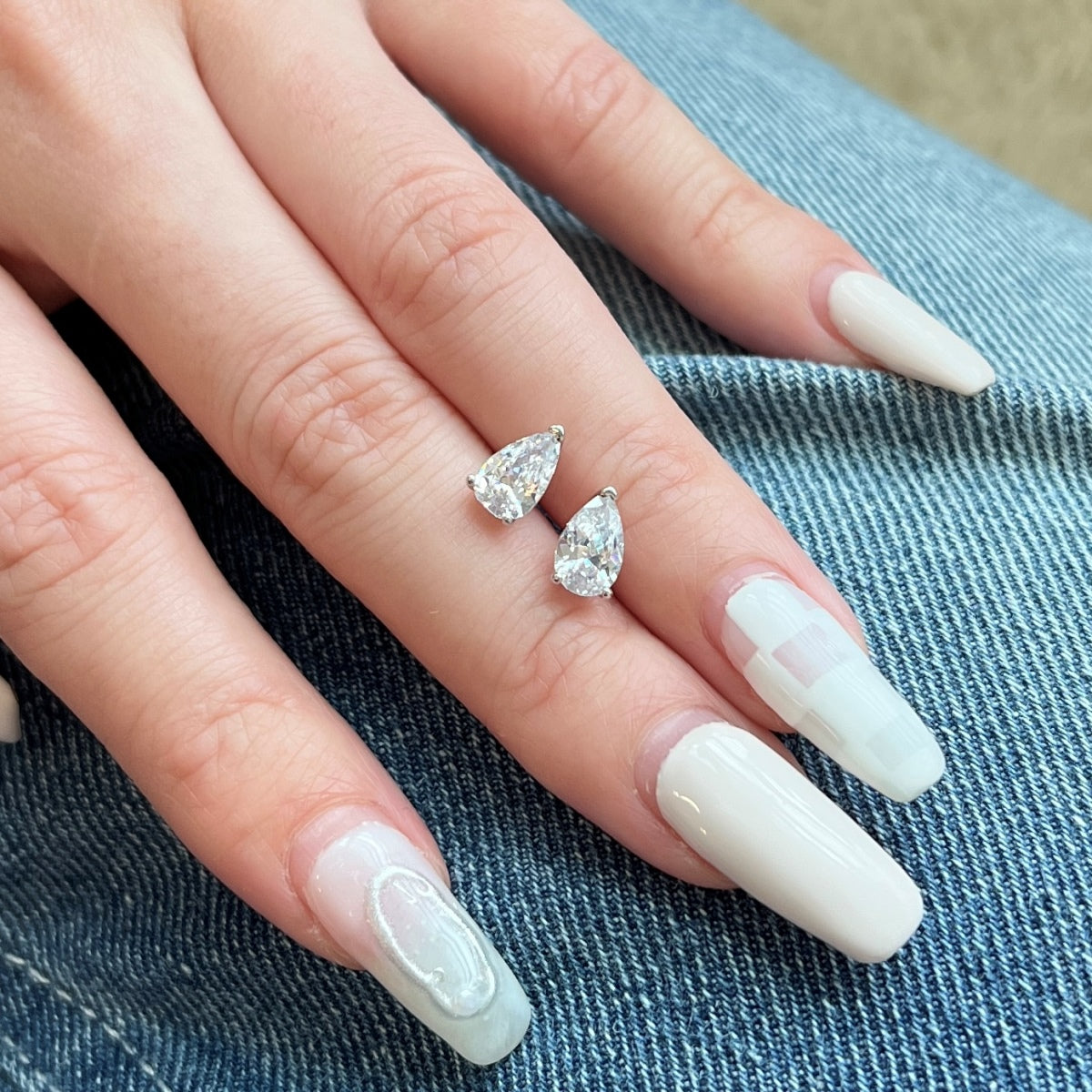 [AURORA]Ornate Water Drop Shape Earrings