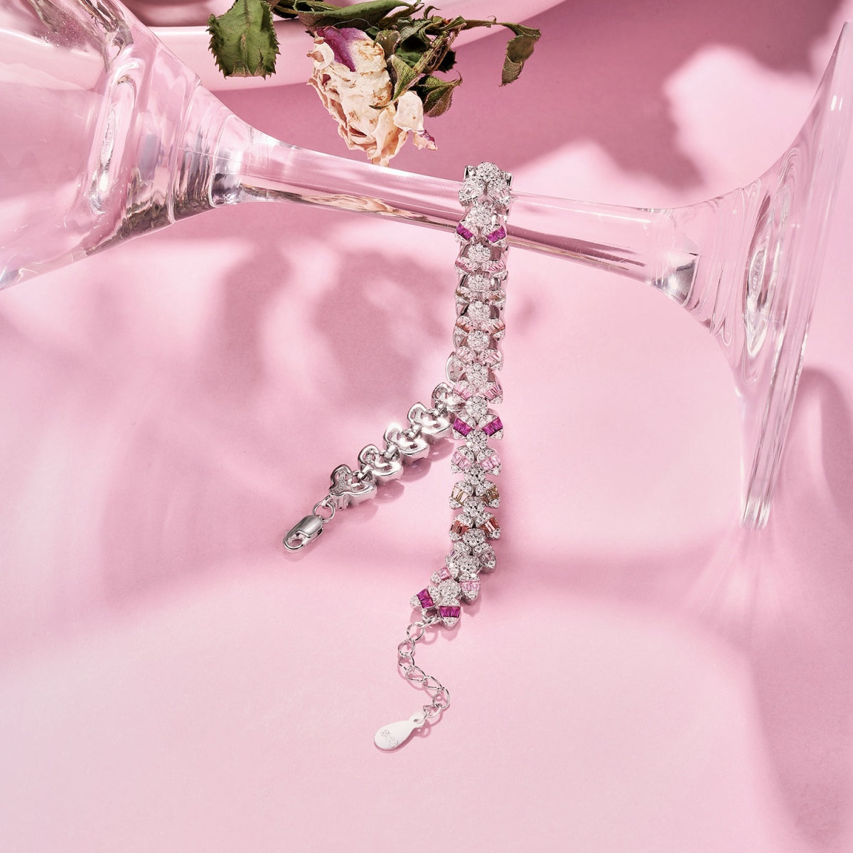 [AURORA]Dainty Exquisite Flower Shape Daily Bracelet