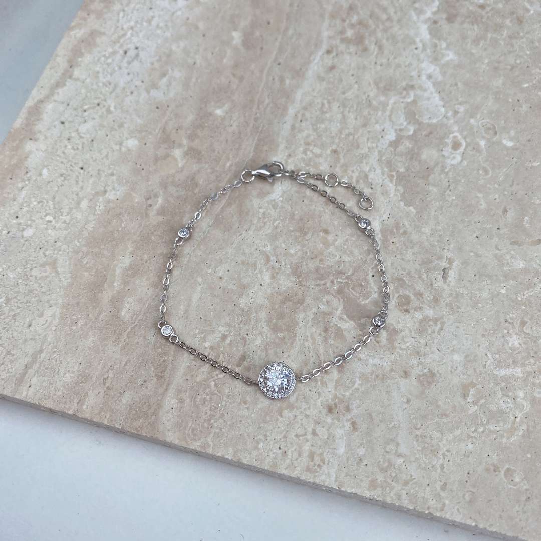 [AURORA]Dazzling Round Cut Shape Bracelet