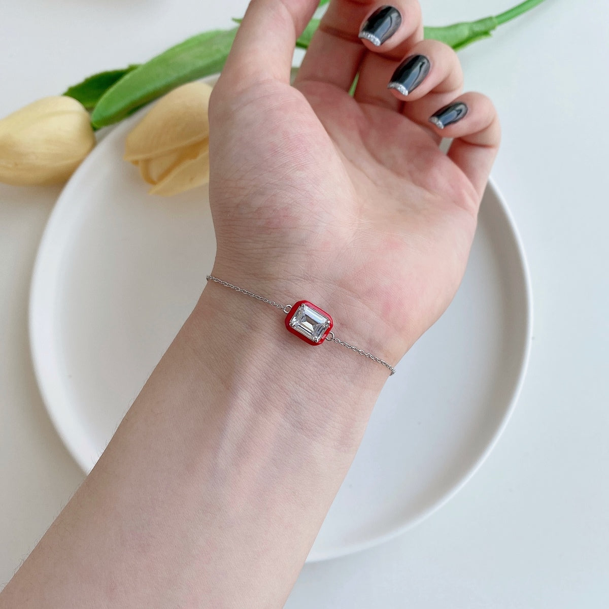 [AURORA]2.0 Carat Sparkling Colorful Emerald Cut Daily Bracelet