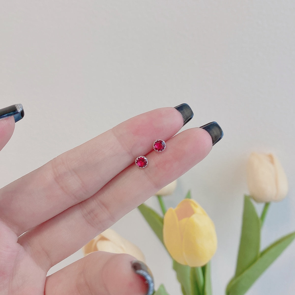 [AURORA]Sparkling Colorful Round Shape Earrings