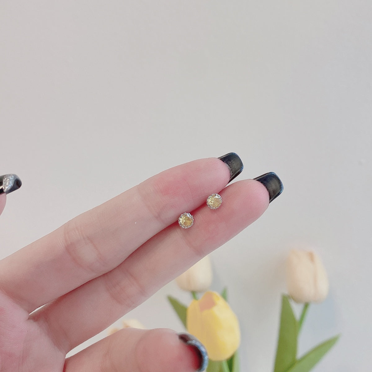 [AURORA]Sparkling Colorful Round Shape Earrings