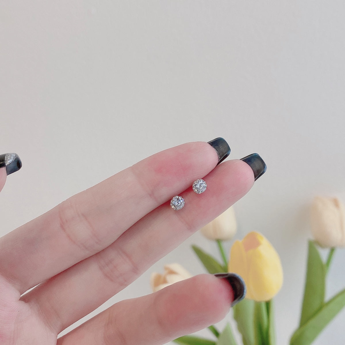 [AURORA]Sparkling Colorful Round Shape Earrings