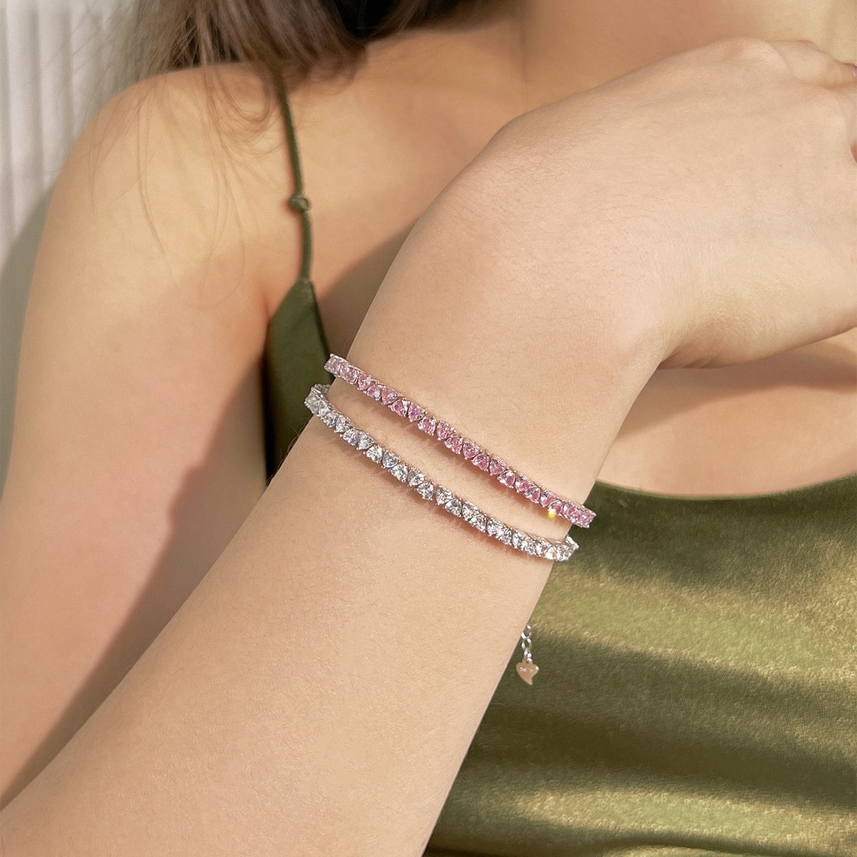 [AURORA]Dazzling Romantic Heart Bracelet