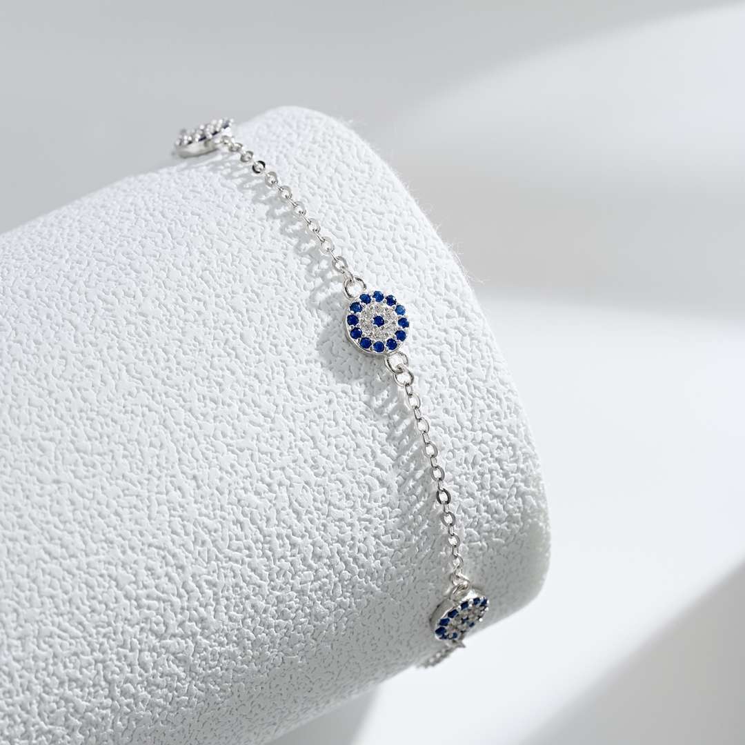 [AURORA]Delicate Round Shape Pendent Necklace