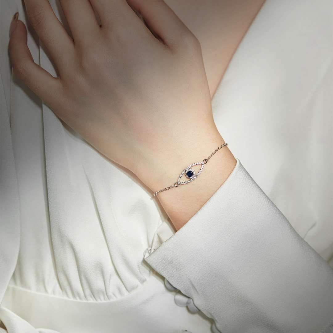 [AURORA]Devil's Eye Hollow Design Bracelet