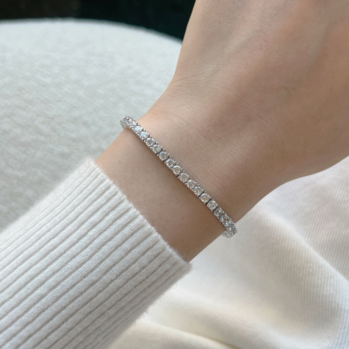 [AURORA]Dainty Charming Round Cut Tennis Bracelet