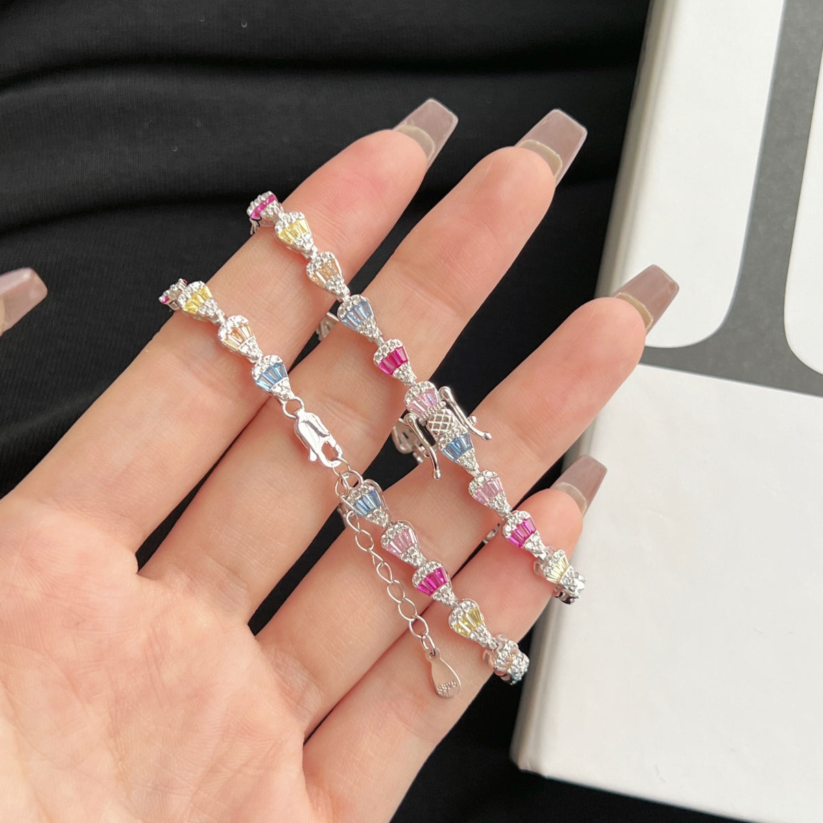 [AURORA]Radiant Water Drop Shape Daily Bracelet