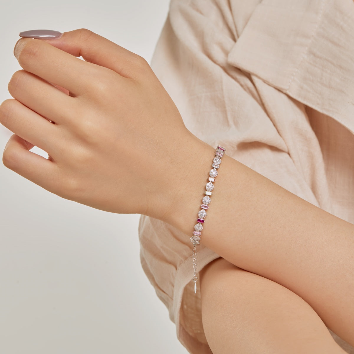 [AURORA]Radiant Colorful Round Shape Daily Bracelet