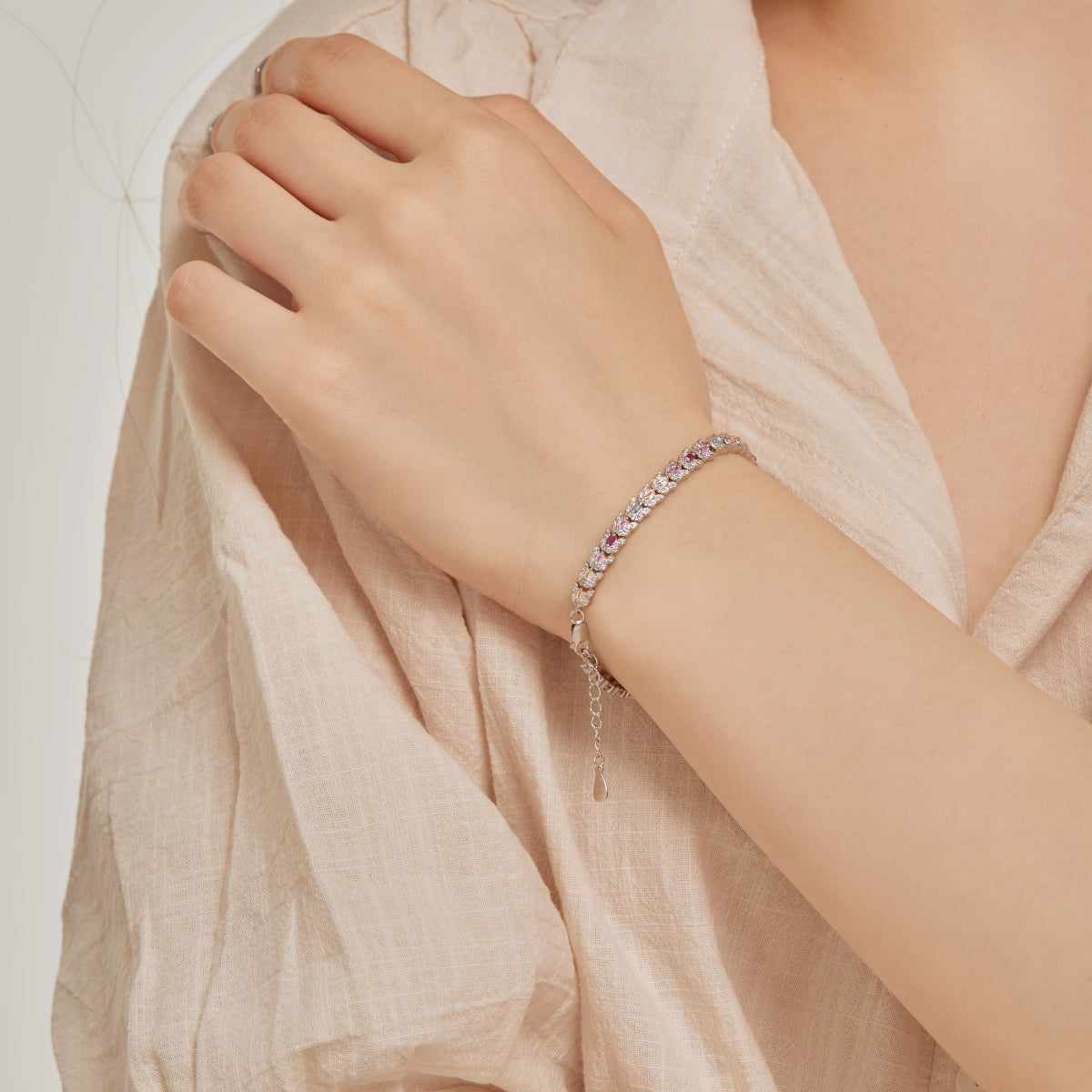 [AURORA]Delicate Colorful Multi Cut Daily Bracelet