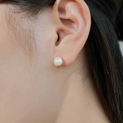 [AURORA]Delicate Pearl Earrings