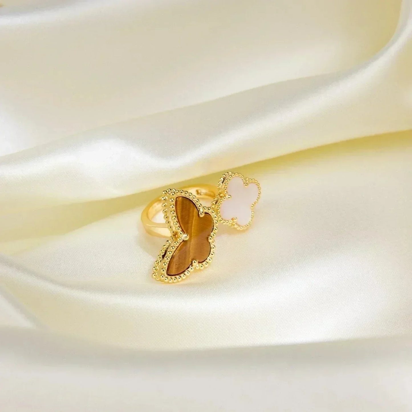 [AURORA]LUCKY BETWEEN THE FINGER RING