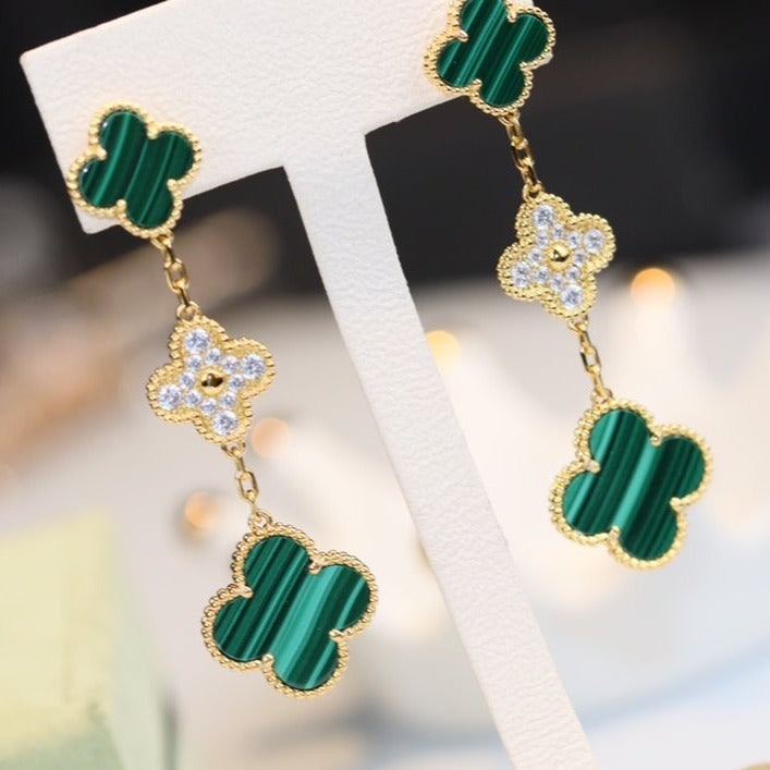 [AURORA]CLOVER EARRINGS GOLD MALACHITE DIAMOND 3 MOTIF