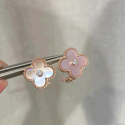 [AURORA]CLOVER MEDIUM 1 MOTIFS  PINK MOP DIAMOND EARRINGS