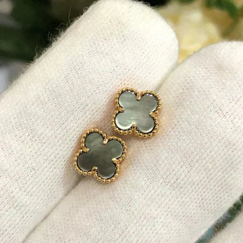 [AURORA]CLOVER MINI 9.5MM GRAY MOP EARRINGS