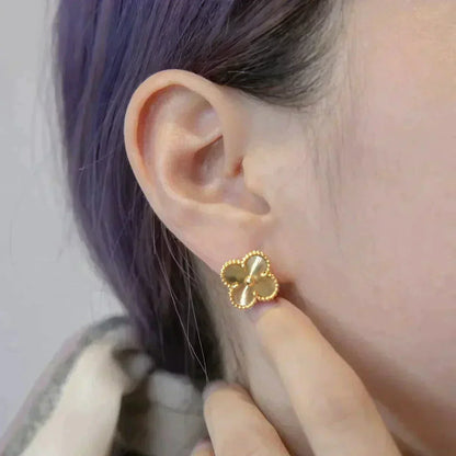 [AURORA]CLOVER MEDIUM 1 MOTIFS LASER EARRINGS