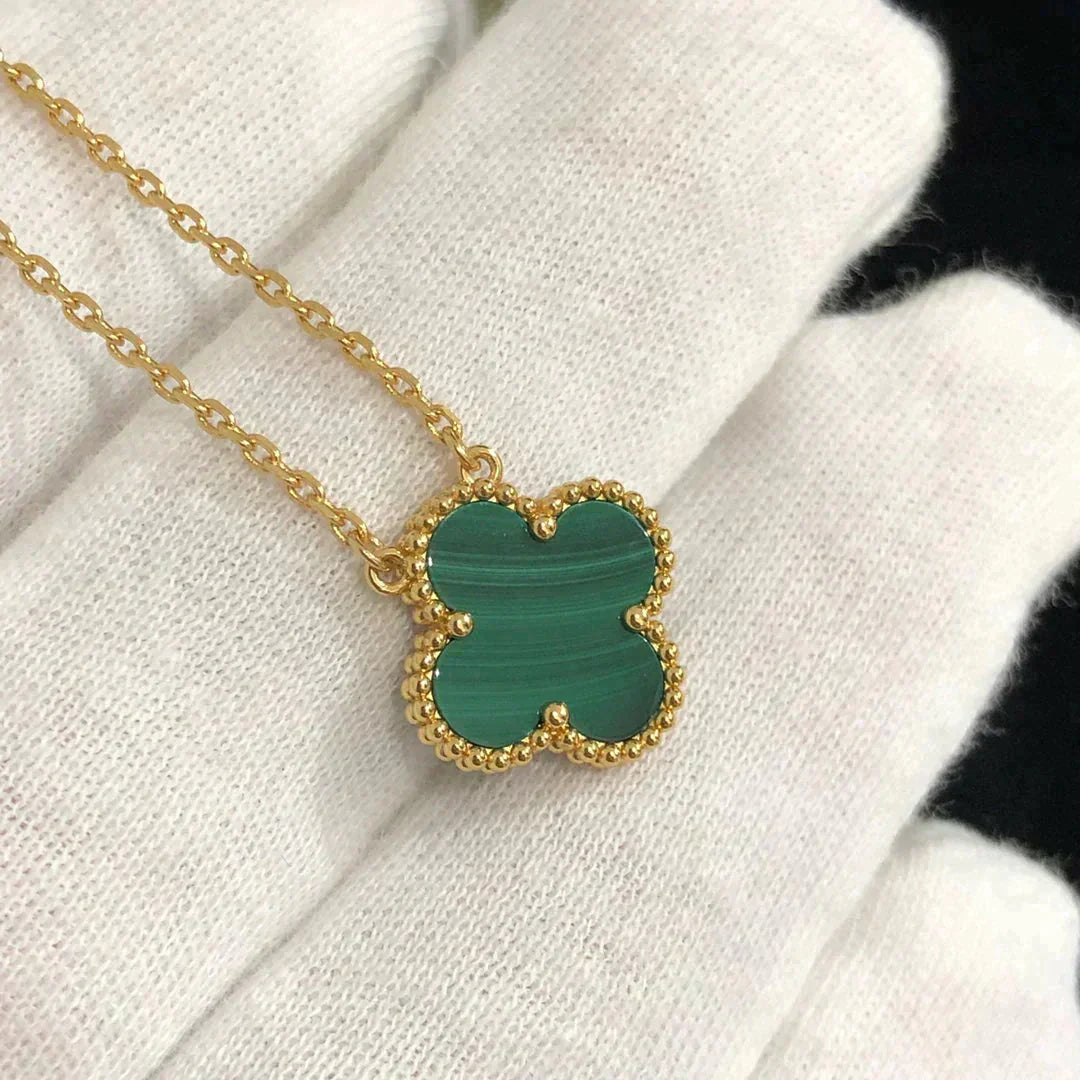 [AURORA]CLOVER 15MM MALACHITE SINGLE FLOWER  NECKLACE