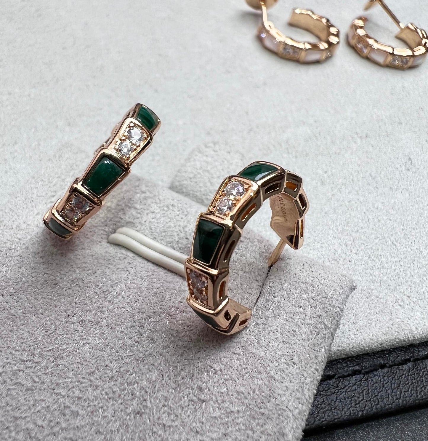[AURORA]SERPENTI MALACHITE PINK GOLD EARRINGS