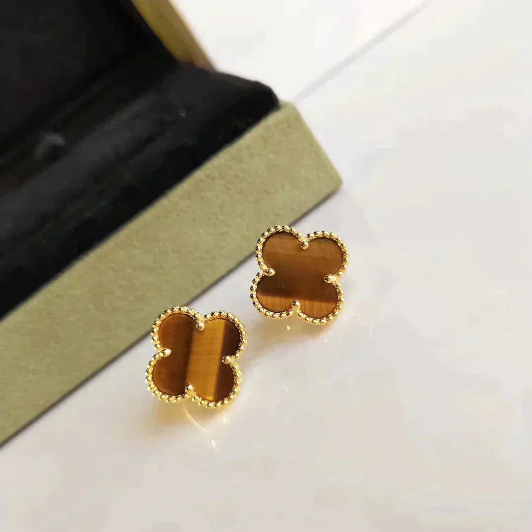 [AURORA]CLOVER MEDIUM 1 MOTIFS TIGER EYE EARRINGS