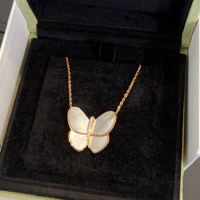 [AURORA]BUTTERFLY GOLD MOP DIAMOND NECKLACE