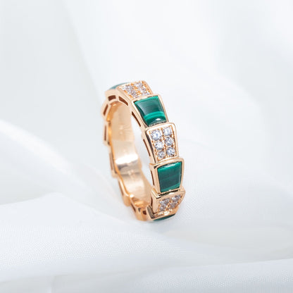 [AURORA]SERPENTI RING PINK GOLD MALACHITE DIAMOND PAVED 4MM