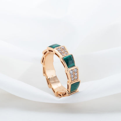 [AURORA]SERPENTI RING PINK GOLD MALACHITE DIAMOND PAVED 4MM