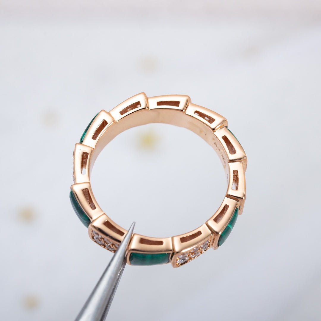 [AURORA]SERPENTI RING PINK GOLD MALACHITE DIAMOND PAVED 4MM