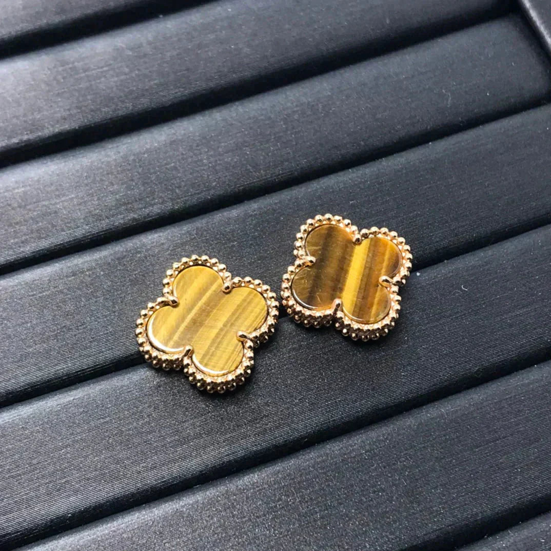 [AURORA]CLOVER MEDIUM 1 MOTIFS TIGER EYE EARRINGS
