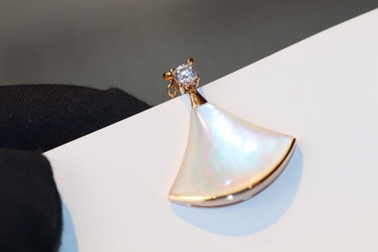 [AURORA]DREAM NECKLACE WHITE MOP PINK GOLD 1 DIAMOND