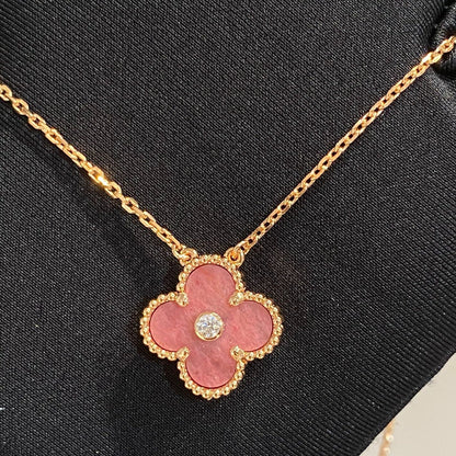 [AURORA]CLOVER 15MM DIAMOND RHODONITE NECKLACE