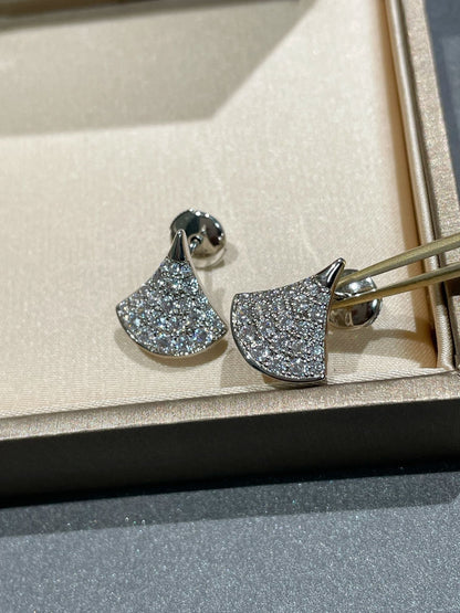 [AURORA]DREAM STUD EARRINGS DIAMOND