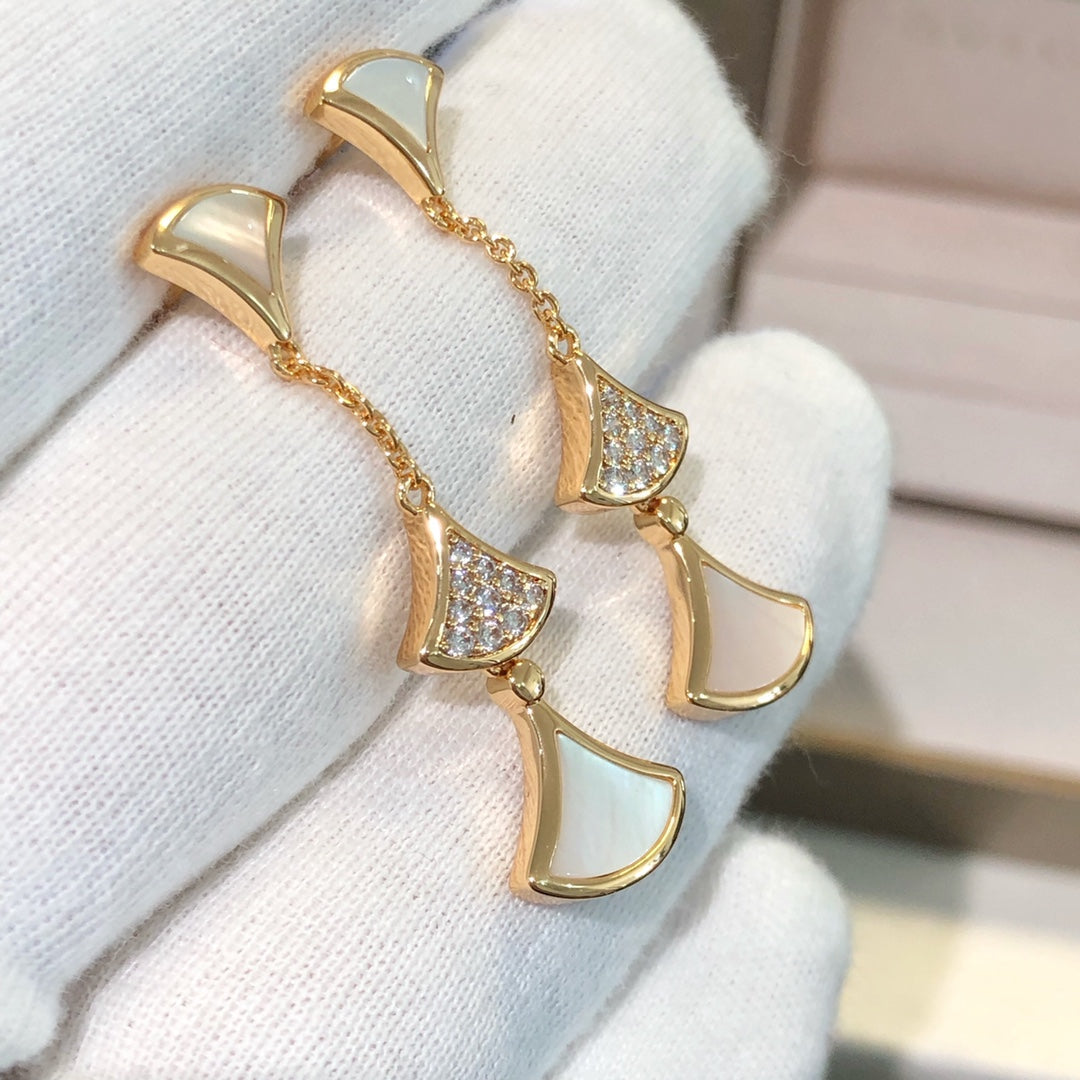 [AURORA]DREAM EARRINGS 3 MOTIFS DIAMOND MOP PINK GOLD