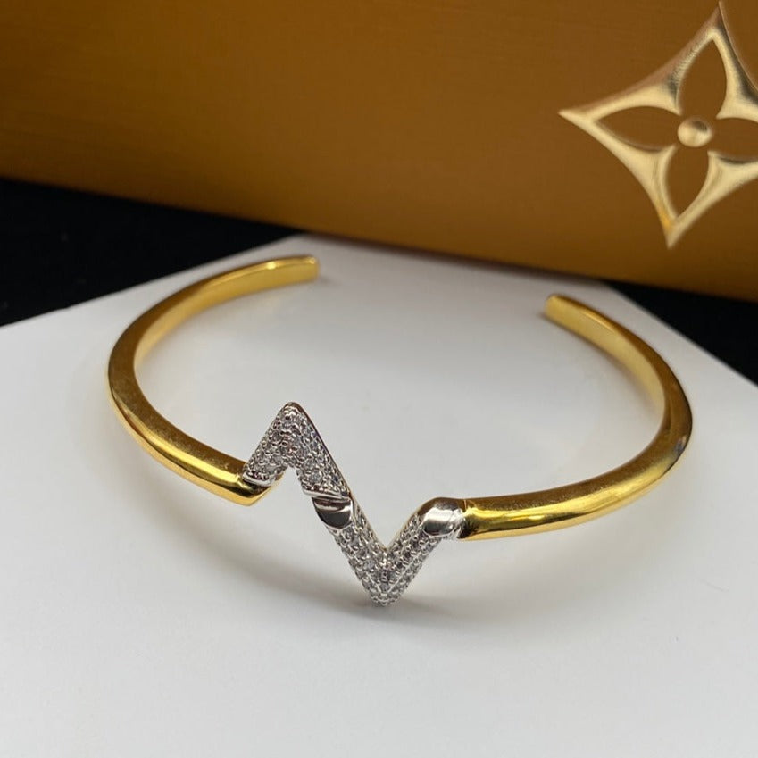 [AURORA]VOLTE UPSITE DOWN DIAMOND GOLD OPEN BRACELET