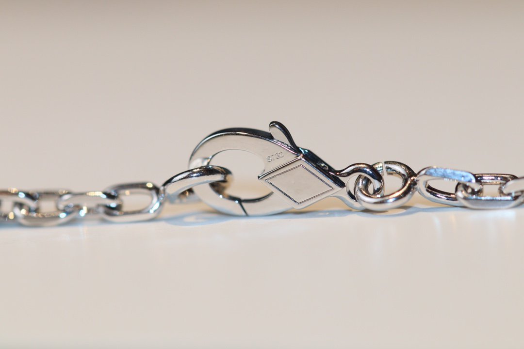 [AURORA]CLOVER 20 MOTIFS ONYX DIAMOND SILVER