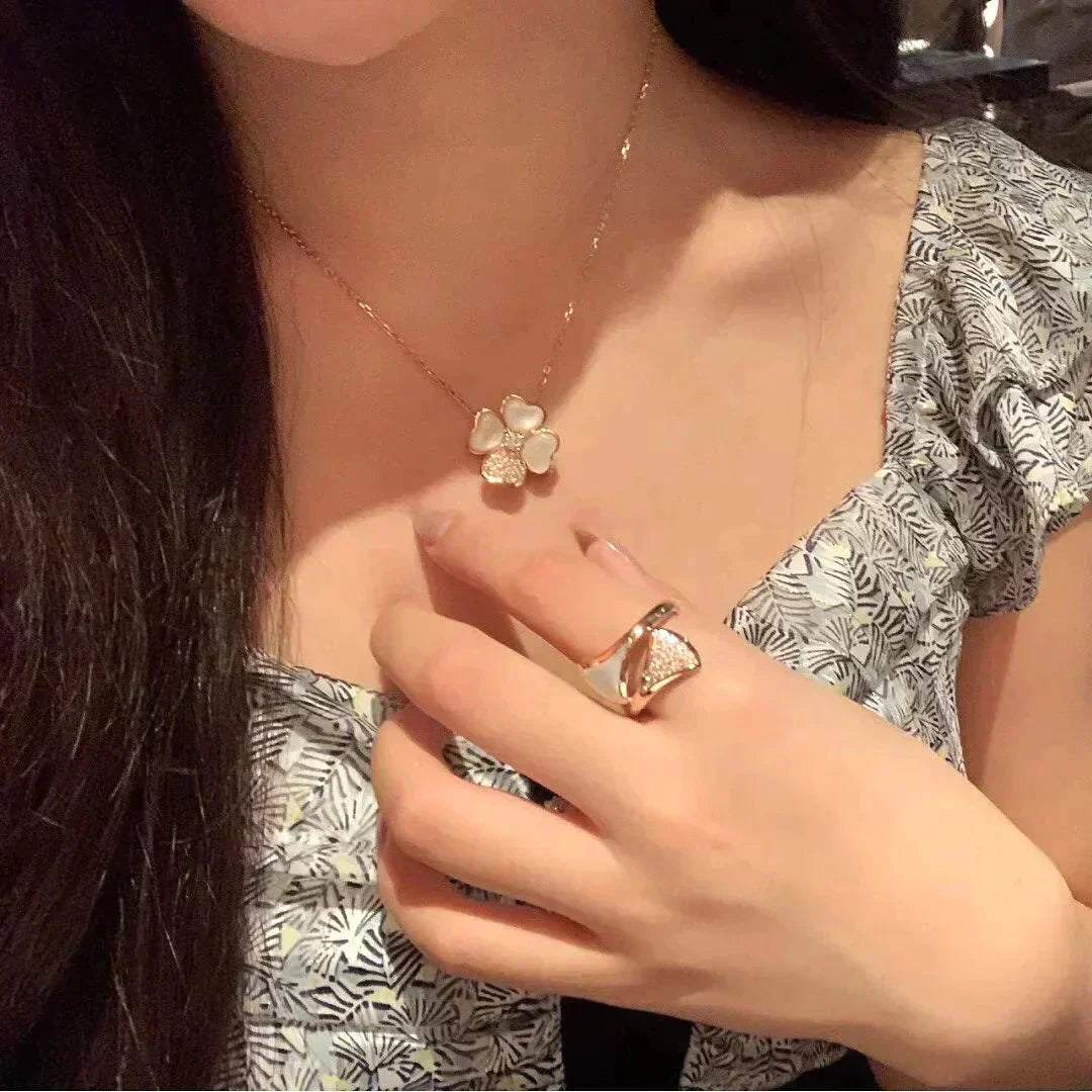 [AURORA]CLOVER MOP DIAMOND ROSE GOLD NECKLACE