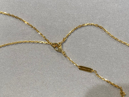 [AURORA]CLOVER 25MM NECKLACE GOLD CARNELIAN