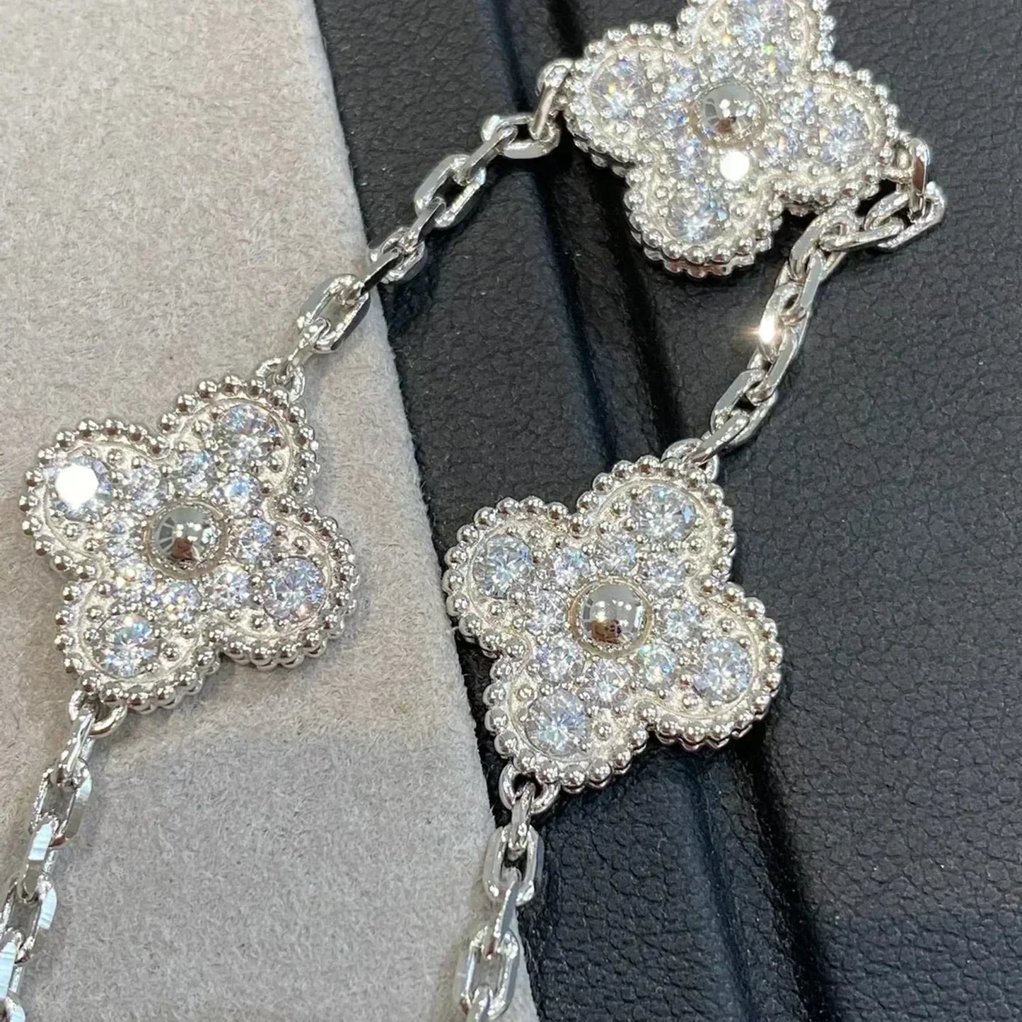 [AURORA]CLOVER 5 MOTIFS  DIAMOND BRACELET SILVER