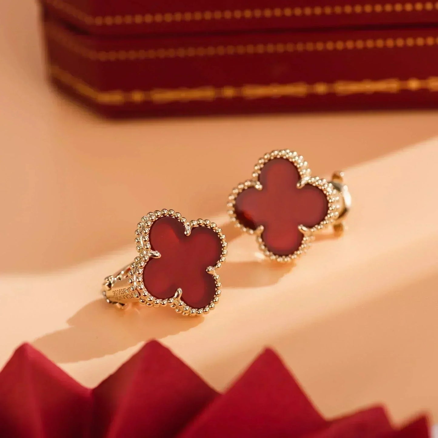 [AURORA]CLOVER MEDIUM 1 MOTIFS CARNELIAN  EARRINGS