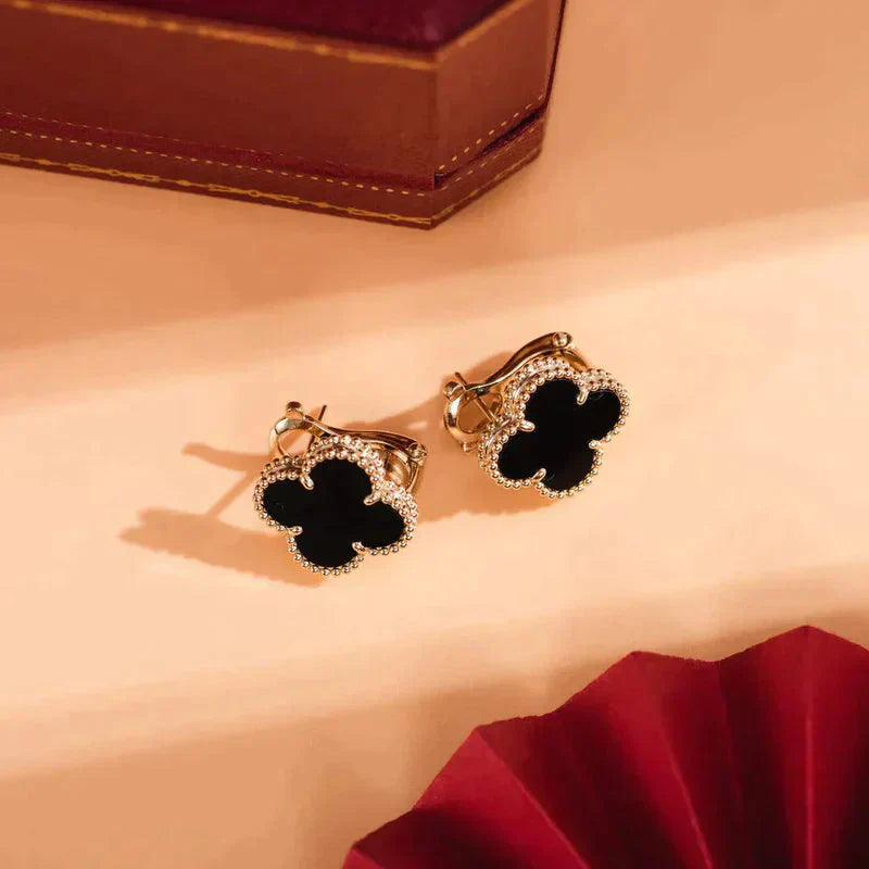 [AURORA]CLOVER MEDIUM 1 MOTIFS  ONYX STUD EARRINGS