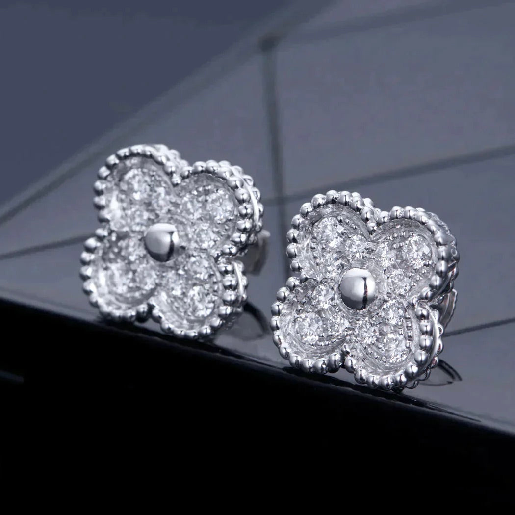 [AURORA]CLOVER 1 MOTIFS DIAMOND STUD EARRINGS SILVER